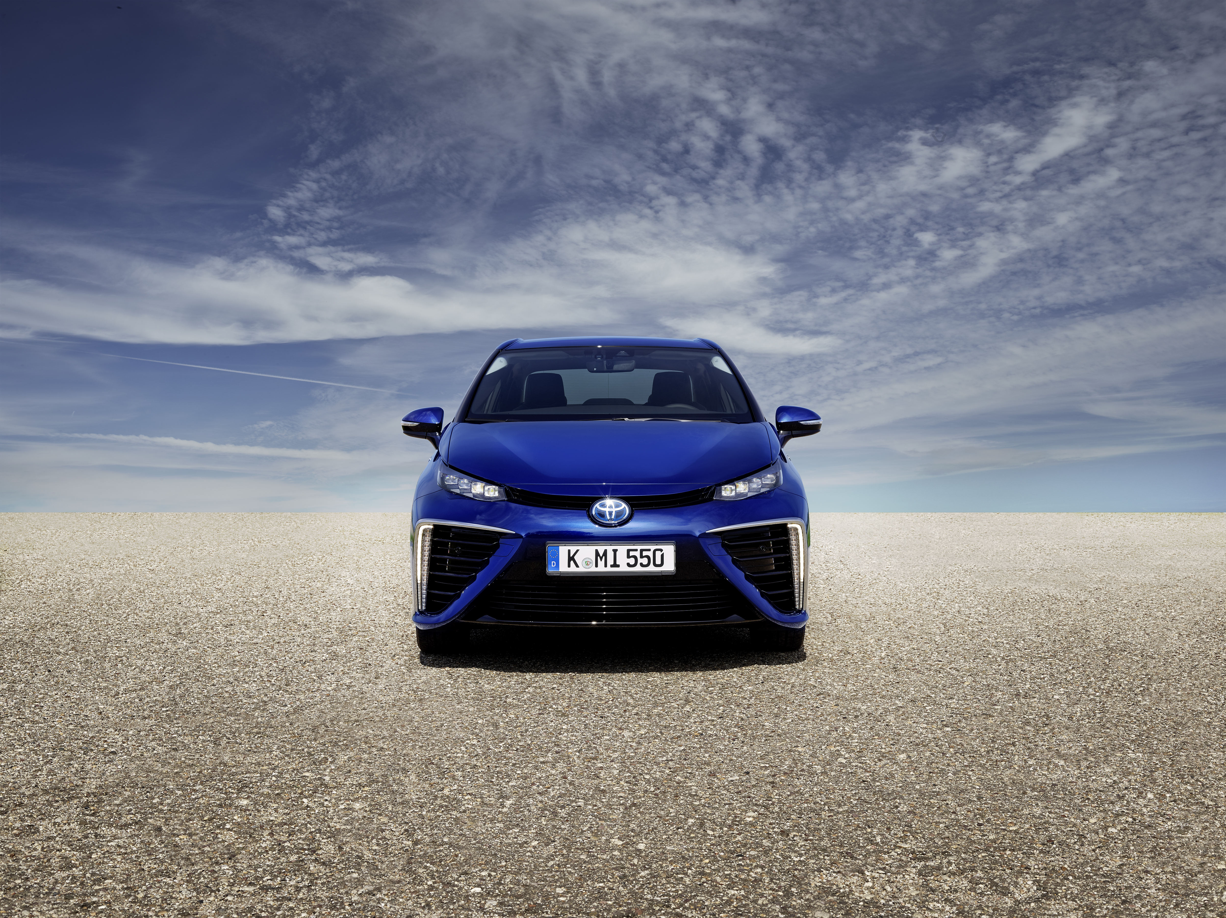 05 TOYOTA MIRAI 2015 Kopie.jpg