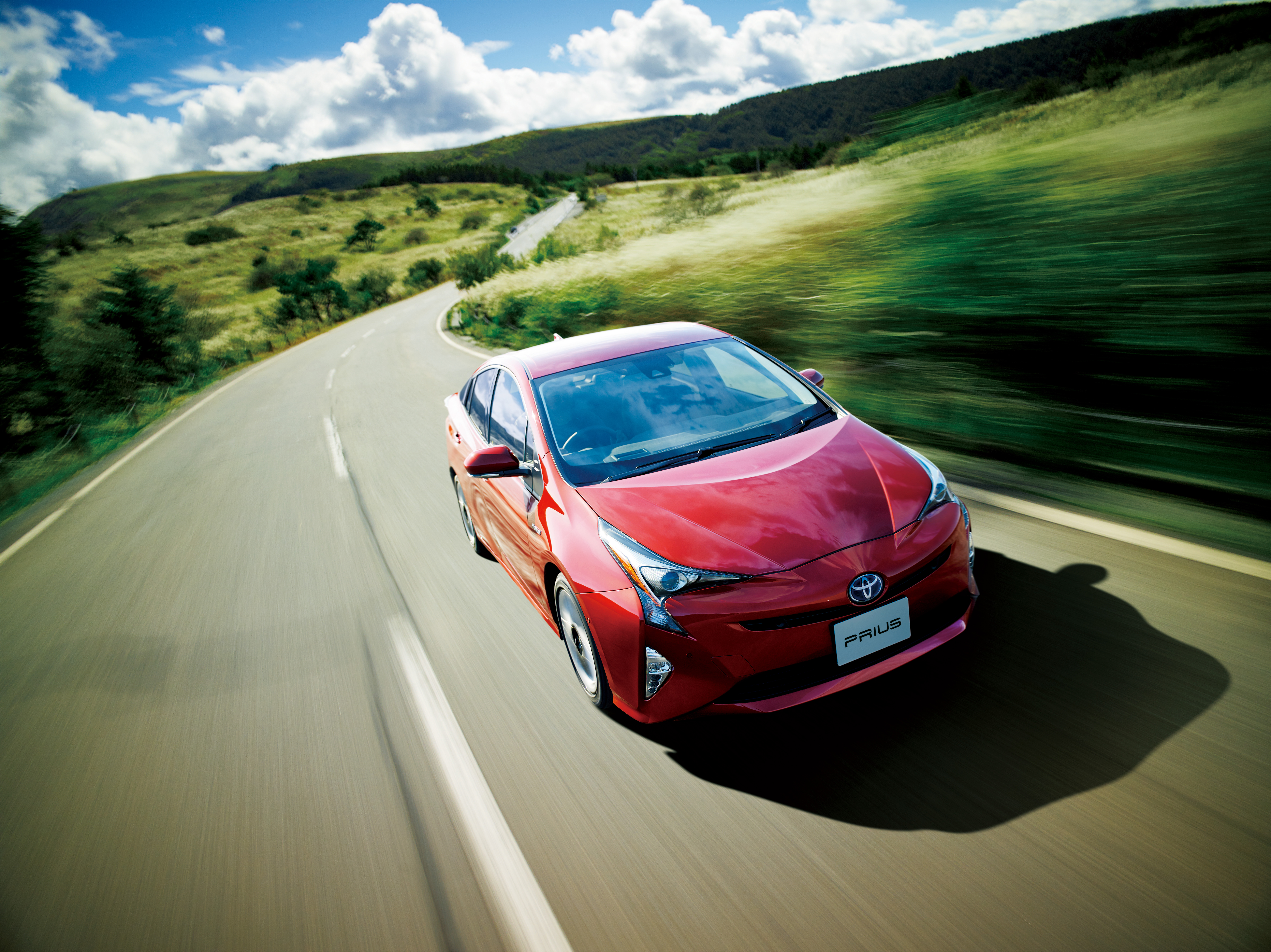Prius_EXT_01.jpg