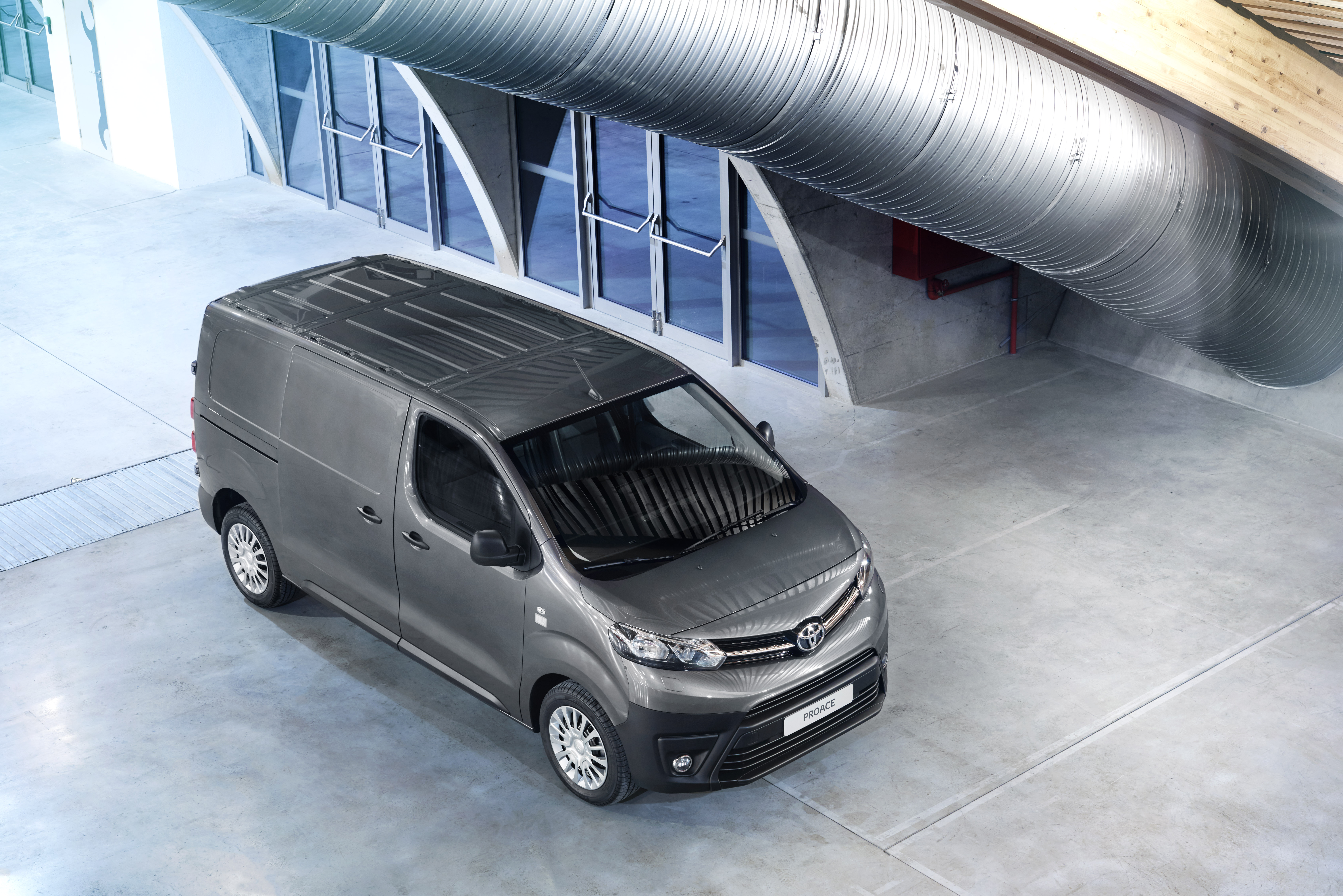 PROACE VAN