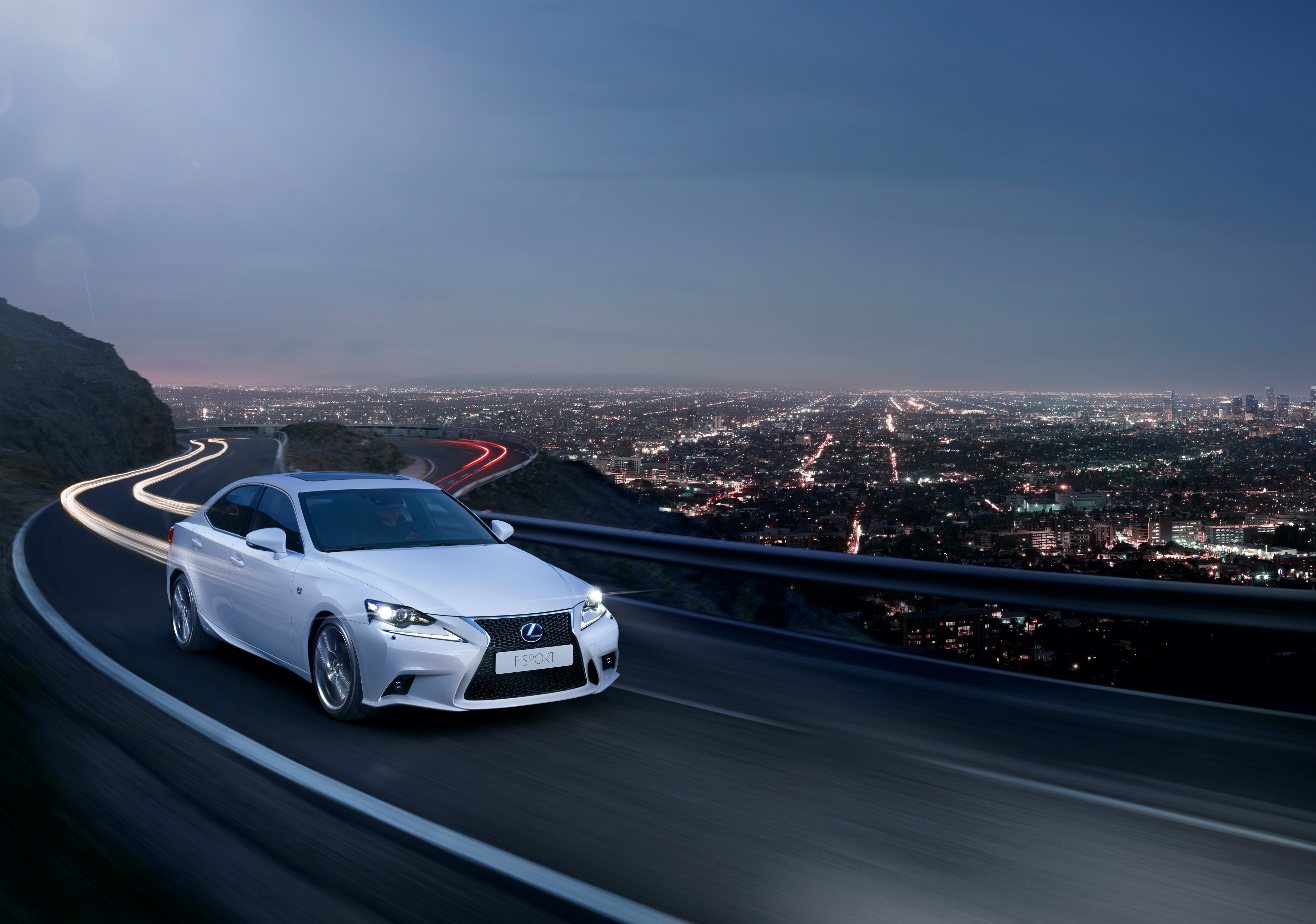 WELTWEIT ÜBER EINE MILLION LEXUS IS VERKAUFT