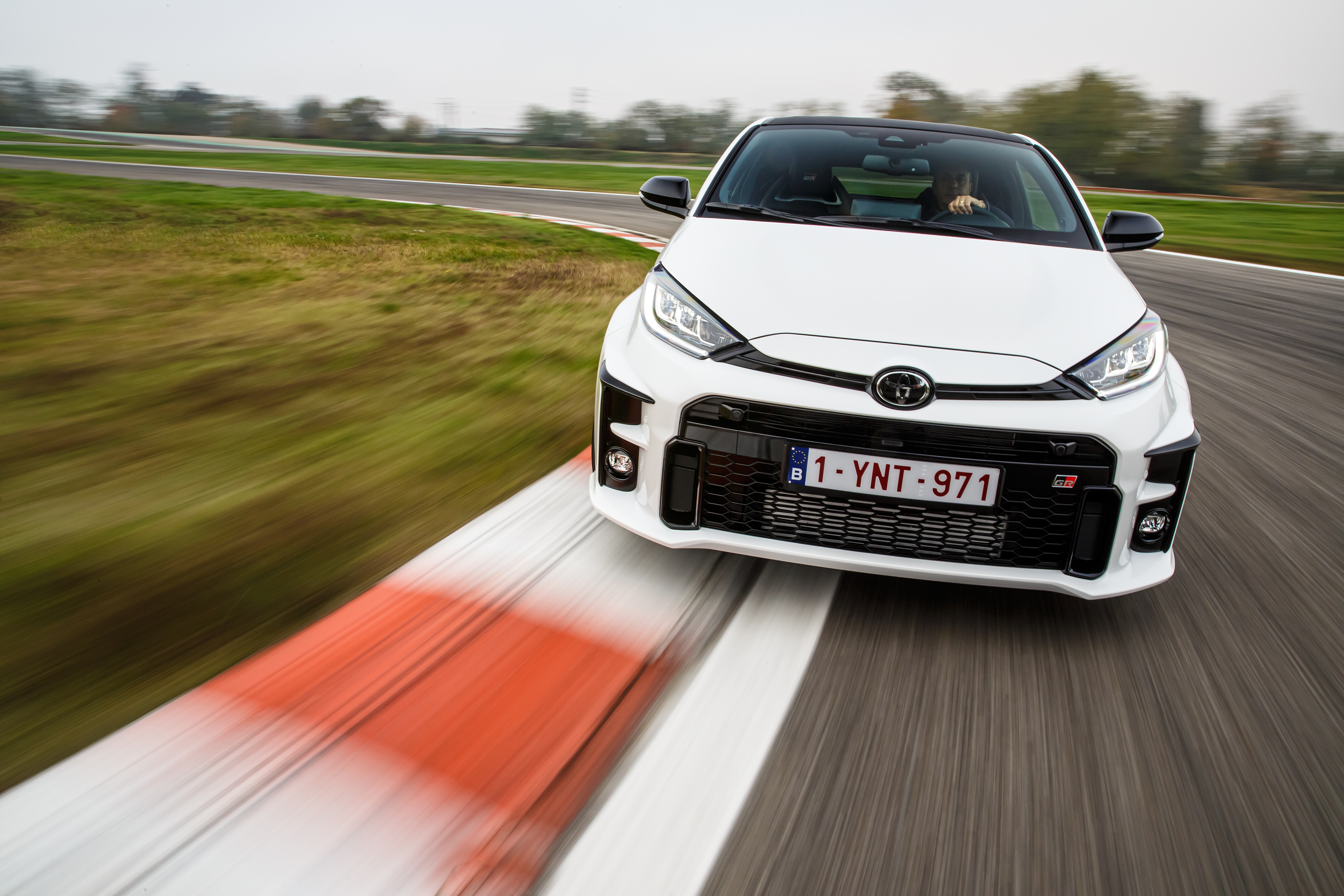 Toyota GR Yaris | Fahraufnahmen auf der Rennstrecke | 105