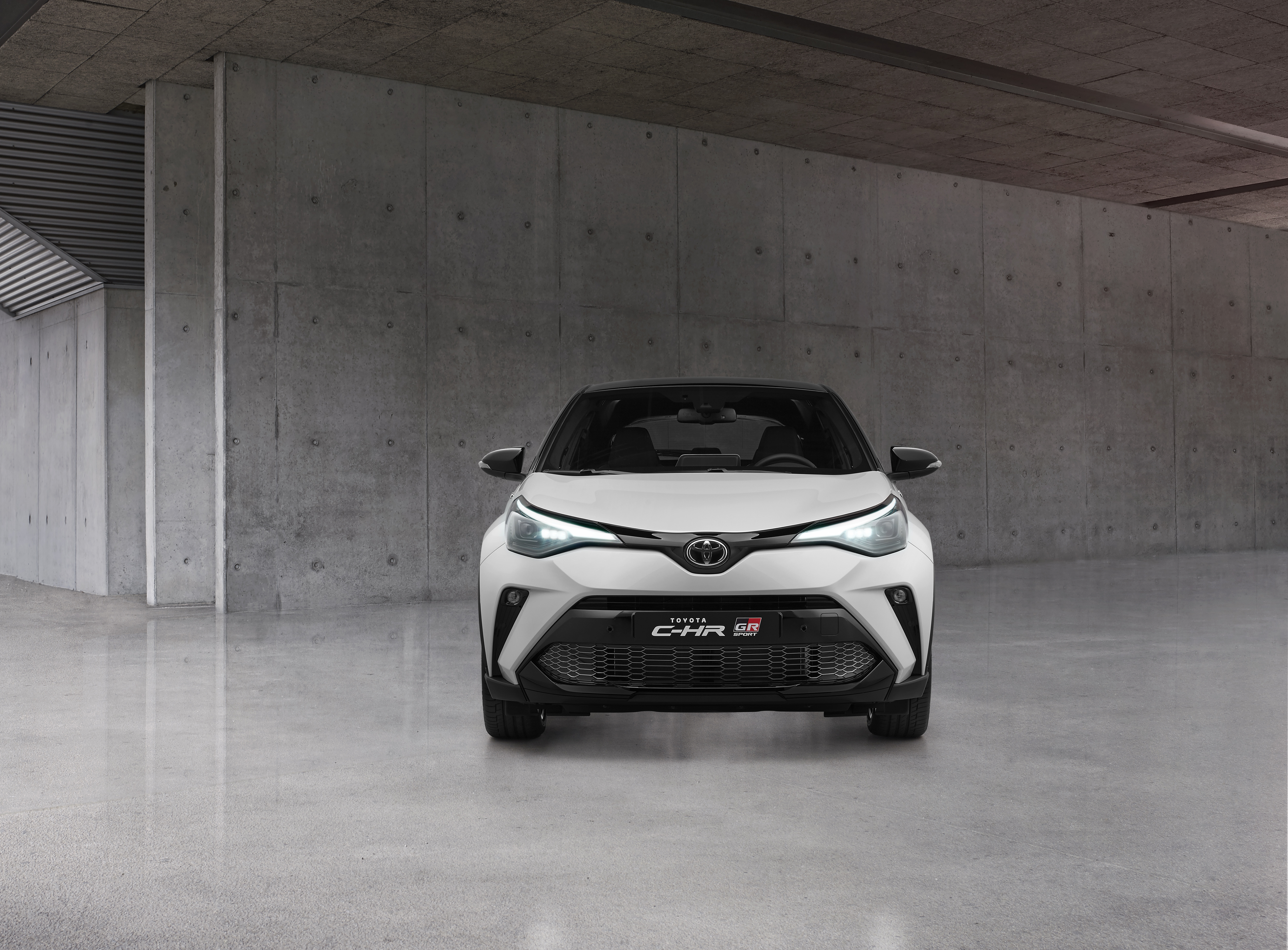Toyota C-HR GR Sport - Statisch